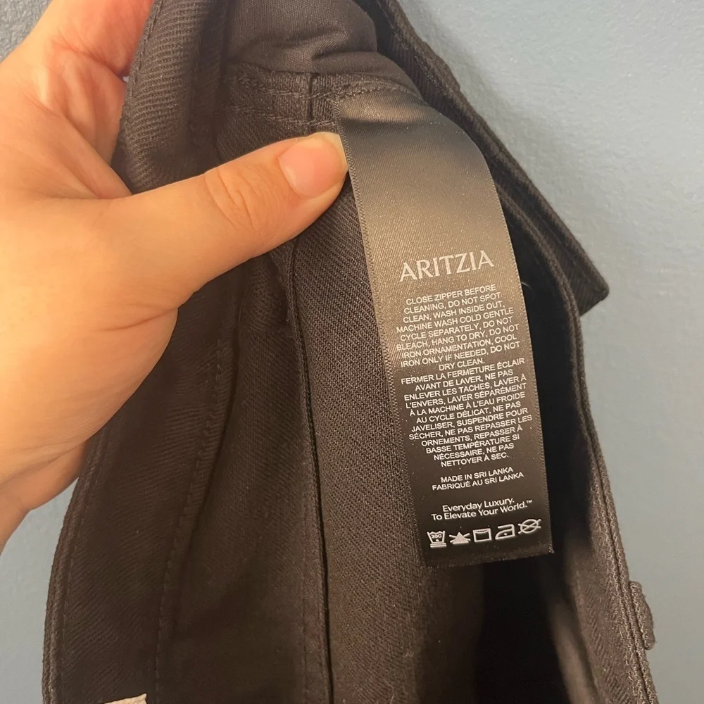 Aritzia TNA black denim jeans size 2 - Picture 7 of 7